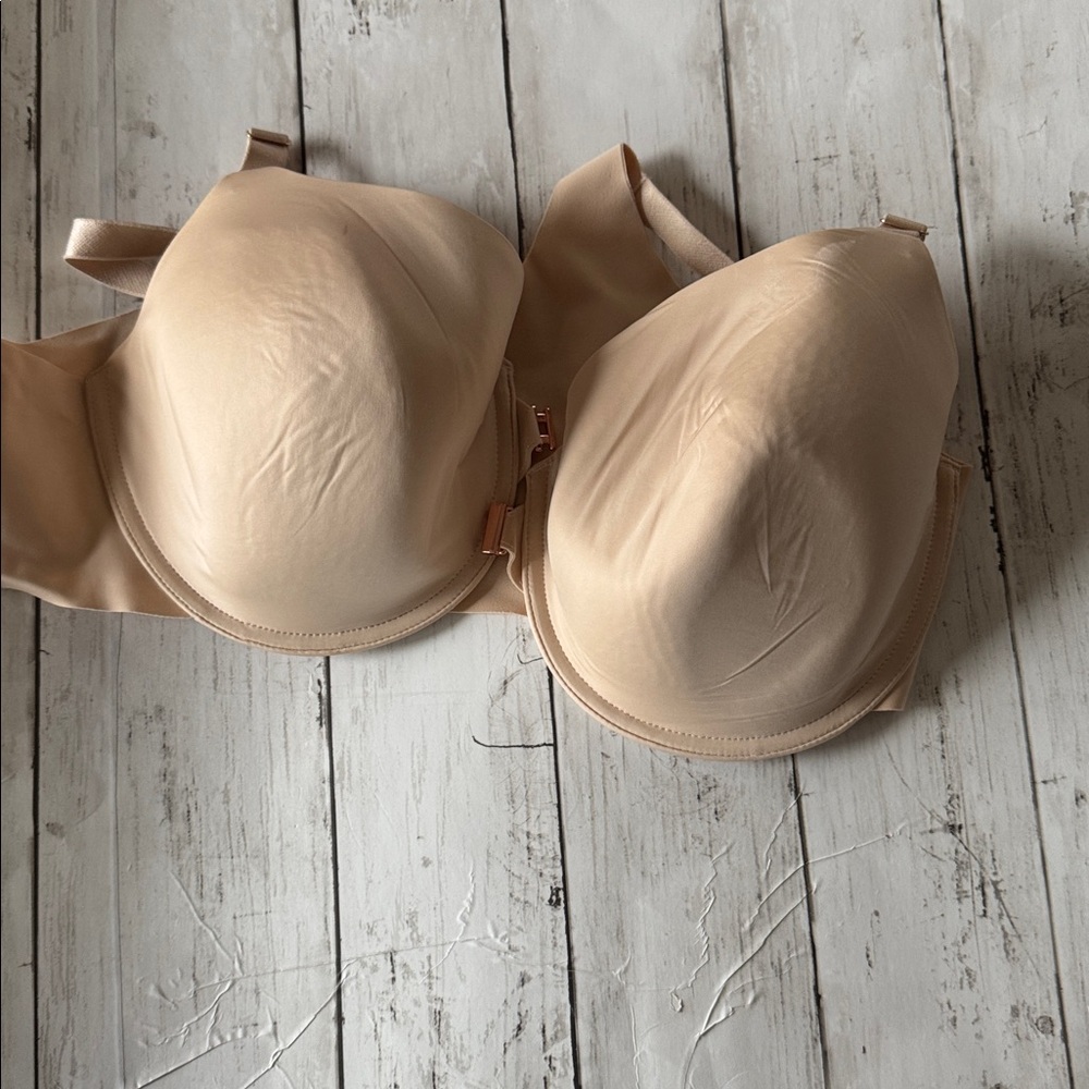 Soma Strapless Support Bra in Nude